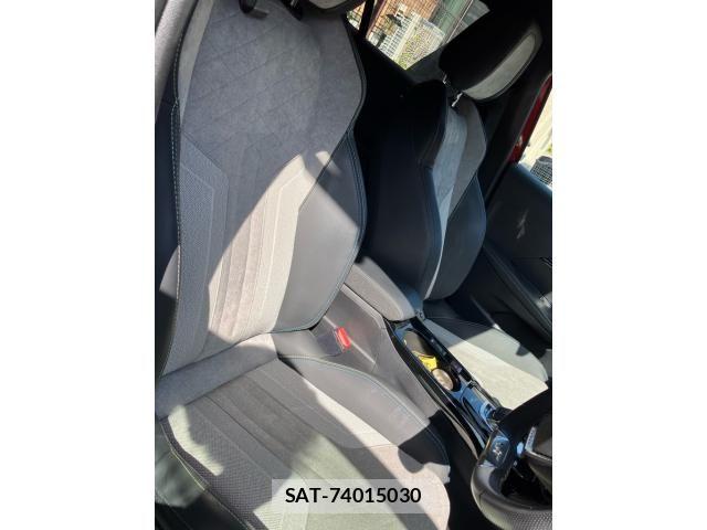 Peugeot 208 2021-06 6246609-15