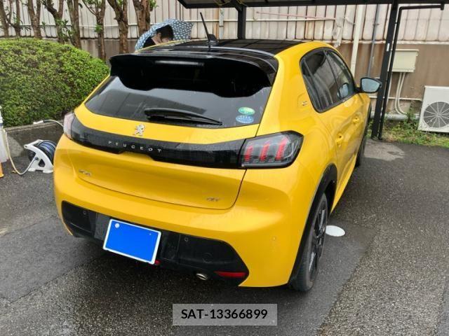 Peugeot 208 2021-04 6246607-10