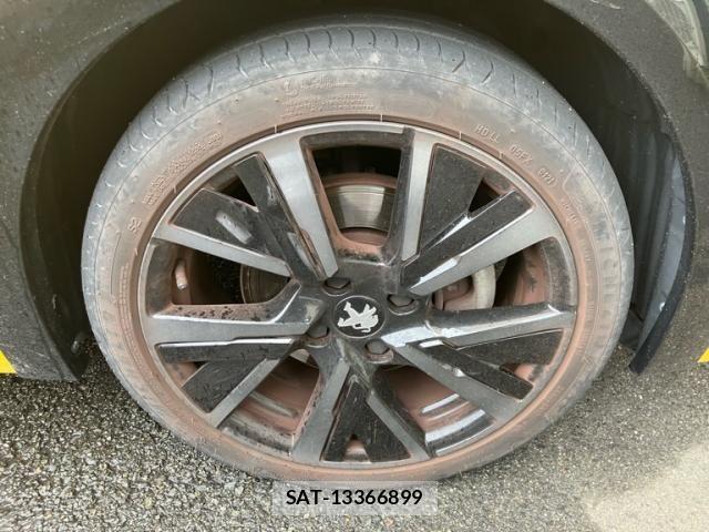 Peugeot 208 2021-04 6246607-4