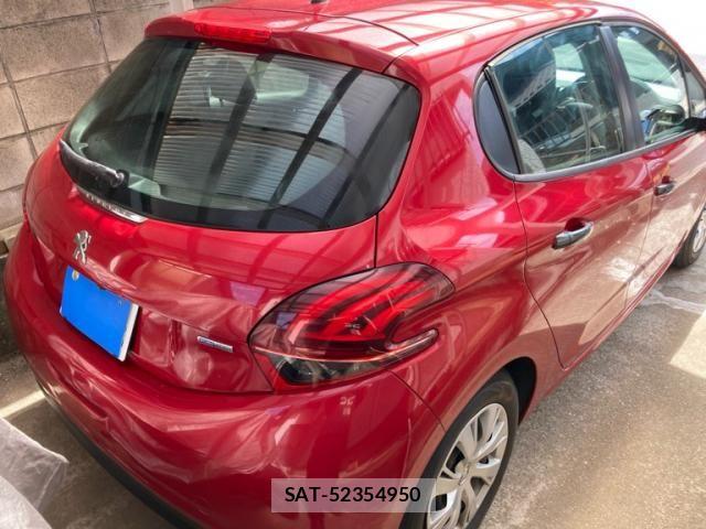 Peugeot 208 2016-05 6501848-5