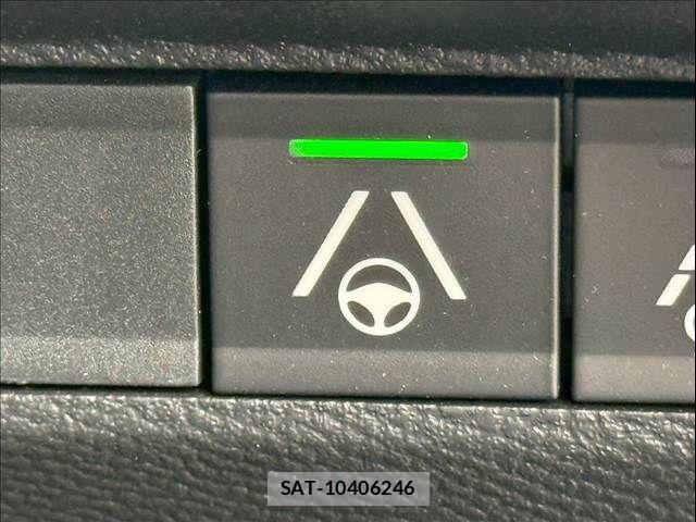 Peugeot 208 2020-10 6546422-9