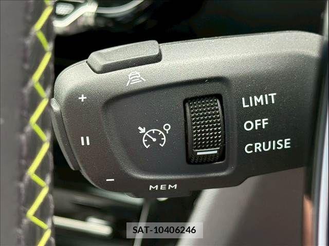 Peugeot 208 2020-10 6546422-8