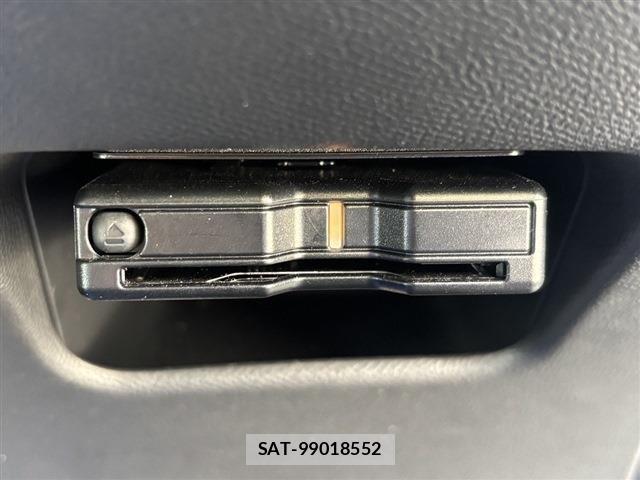 Peugeot 208 2021-03 6614085-20