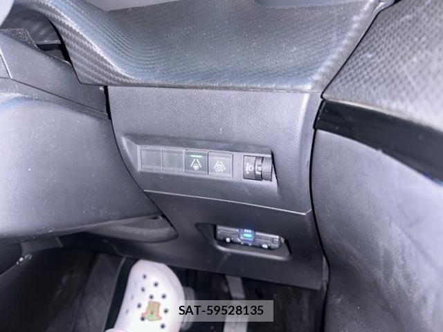 Peugeot 208 2020-08 6614087-16