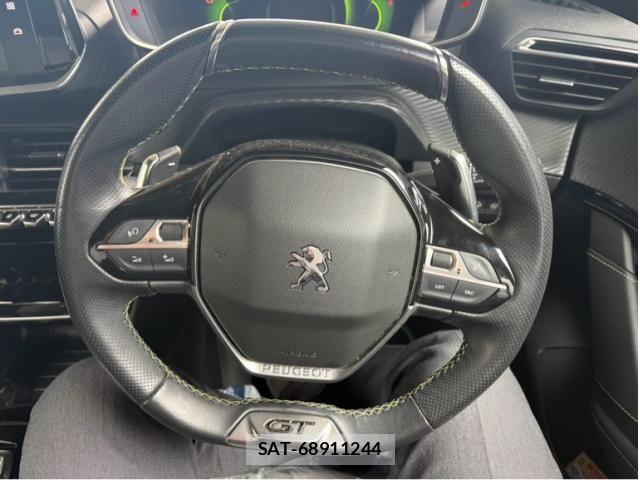 Peugeot 208 2021-01 6642204-13