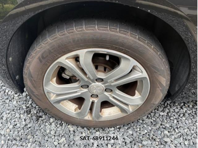 Peugeot 208 2021-01 6642204-4
