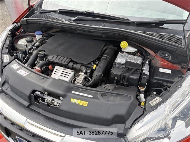 Peugeot 208 2017-03 6673111-9