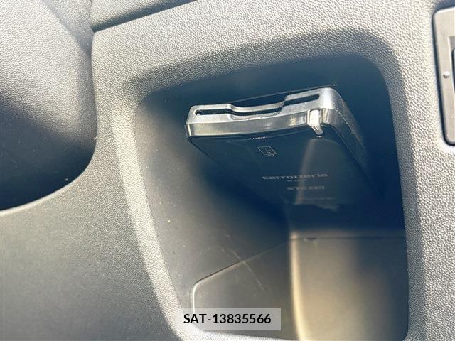 Peugeot 208 2017-04 6673112-19
