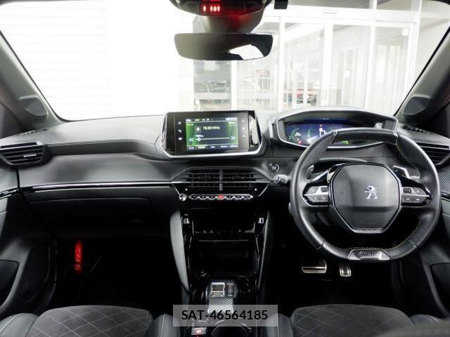 Peugeot 208 2023-03 6717035-3