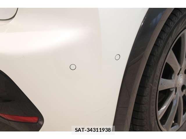 Peugeot 208 2022-06 6717036-13