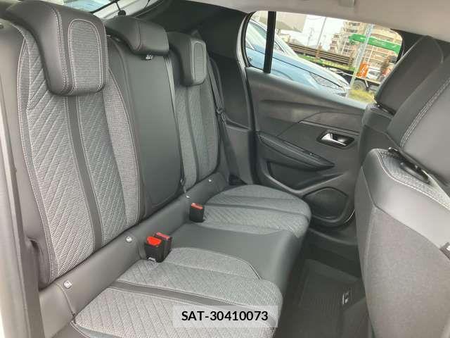 Peugeot 208 2025-07 6752830-10