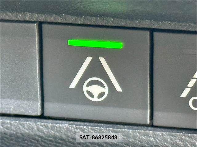 Peugeot 208 2020-12 6816518-10