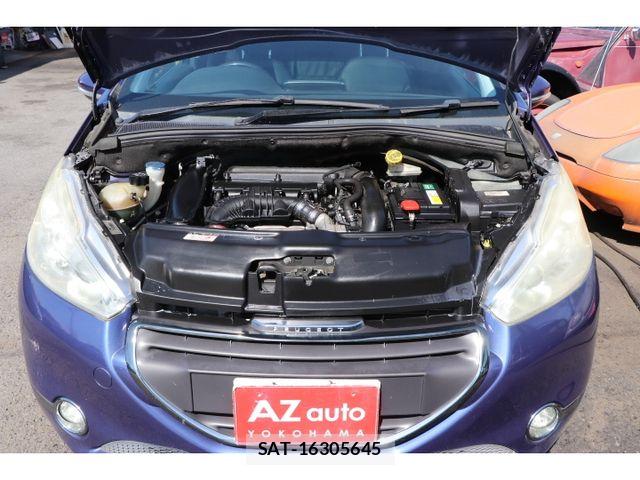 Peugeot 208 2012-12 6816519-11