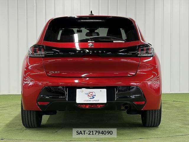Peugeot 208 2021-10 6816515-13