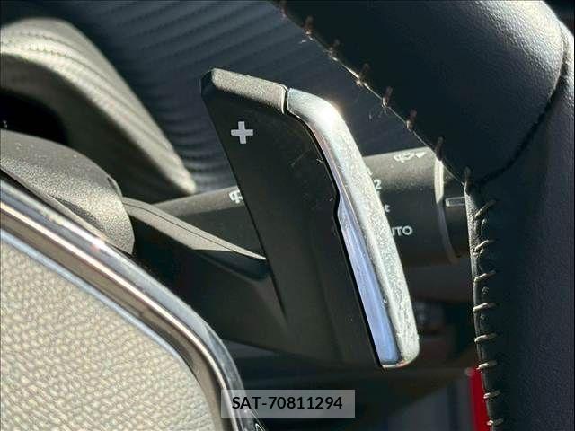 Peugeot 208 2021-03 6816517-10