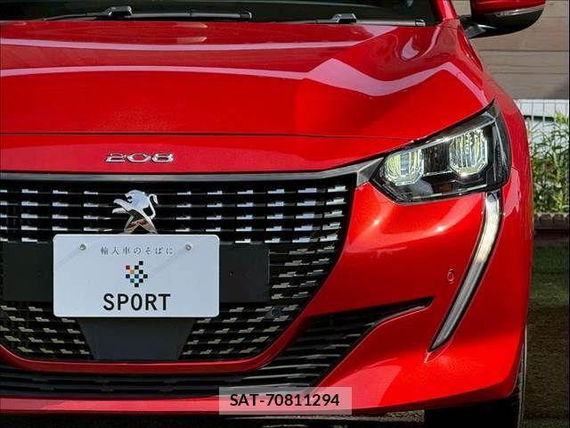 Peugeot 208 2021-03 6816517-19