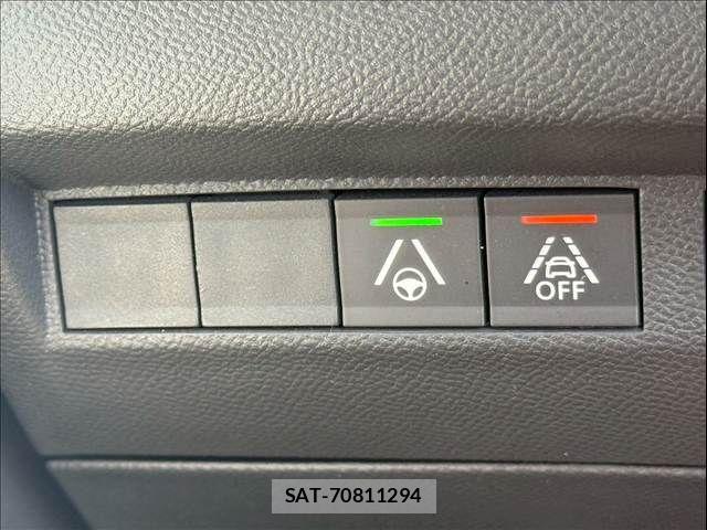 Peugeot 208 2021-03 6816517-8