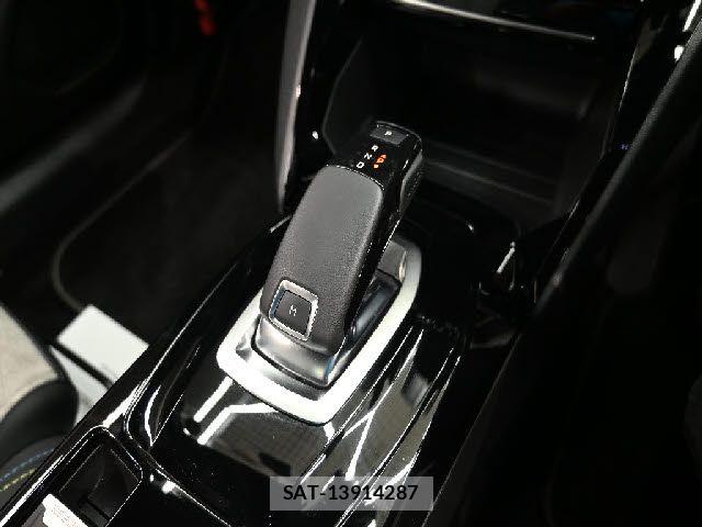 Peugeot 208 2021-05 6911079-9