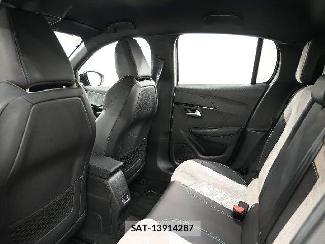 Peugeot 208 2021-05 6911079-12