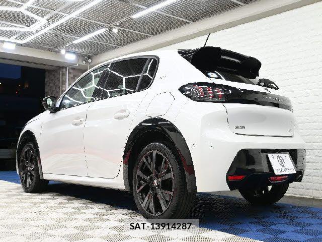 Peugeot 208 2021-05 6911079-2