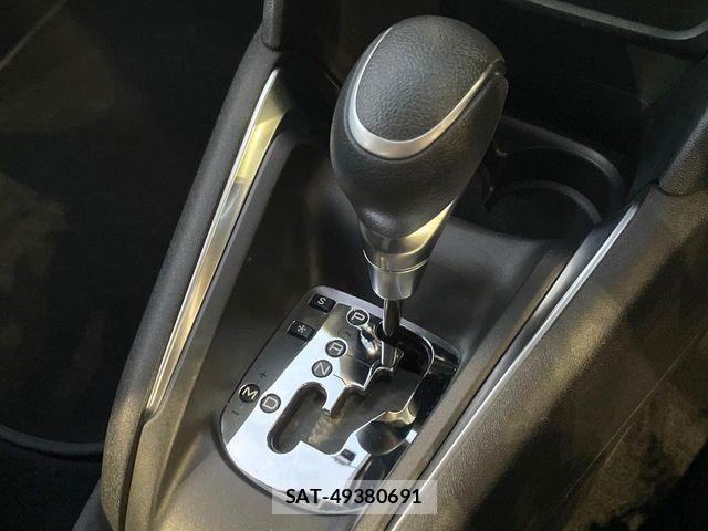 Peugeot 208 2018-08 6997086-10