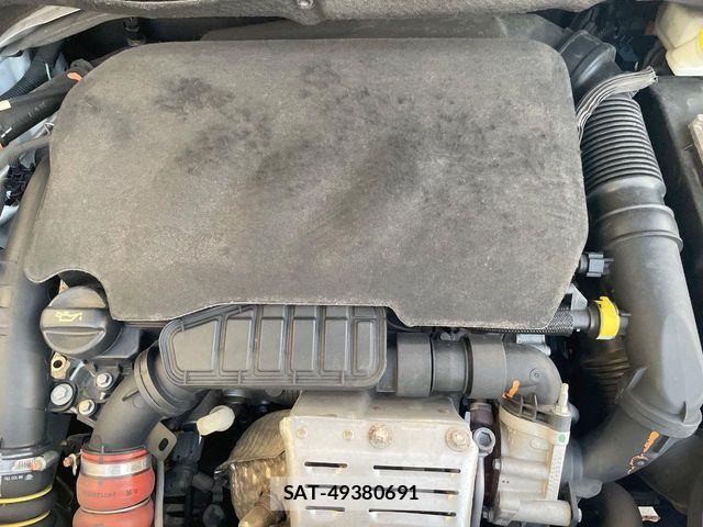 Peugeot 208 2018-08 6997086-17
