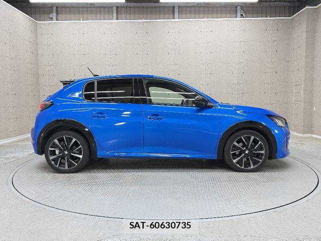 Peugeot 208 2021-03 6997085-8