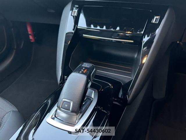Peugeot 208 2020-12 7060198-15