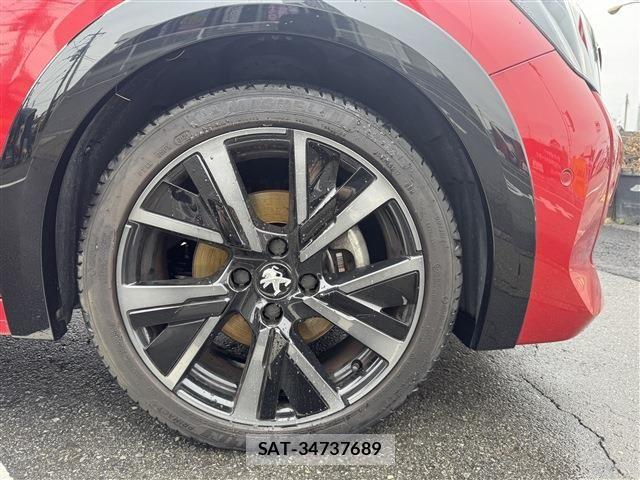 Peugeot 208 2021-03 7198708-6