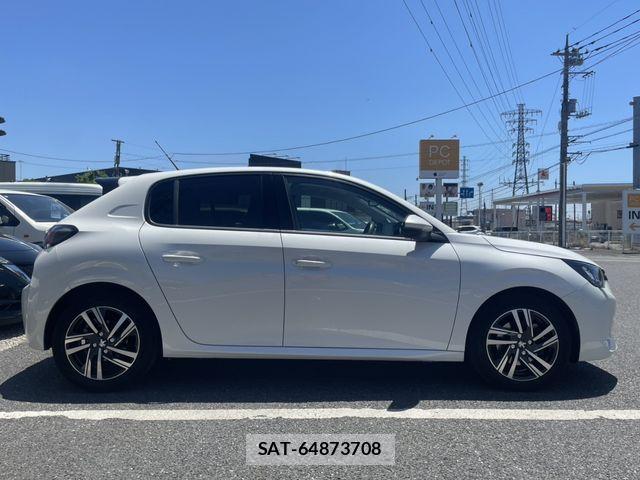 Peugeot 208 2021-01 7216337-10