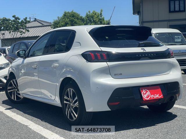 Peugeot 208 2021-01 7216337-2