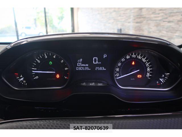 Peugeot 208 2017-02 7223449-17
