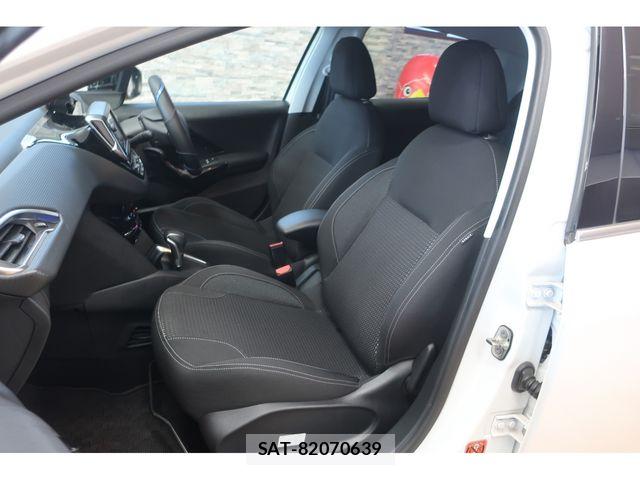 Peugeot 208 2017-02 7223449-26