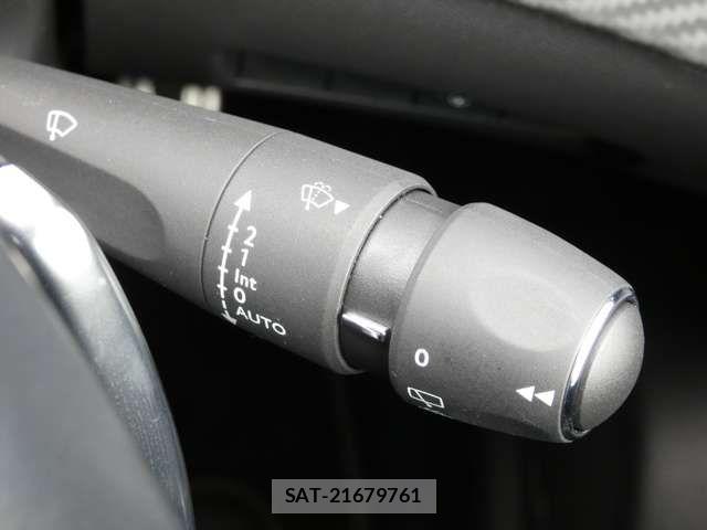 Peugeot 208 2022-02 7223448-9