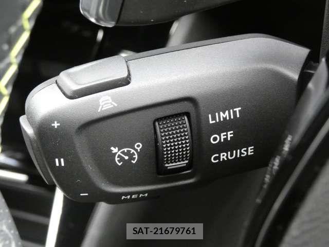 Peugeot 208 2022-02 7223448-7
