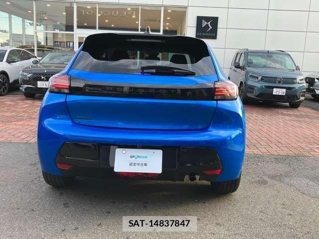 Peugeot 208 2025-03 7223453-5