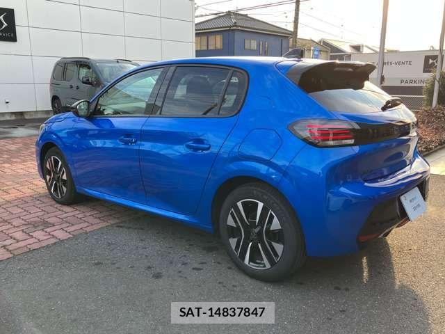 Peugeot 208 2025-03 7223453-6