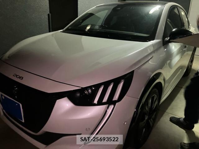 Peugeot 208 2022-08 7223454-0
