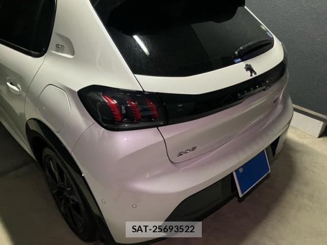 Peugeot 208 2022-08 7223454-3