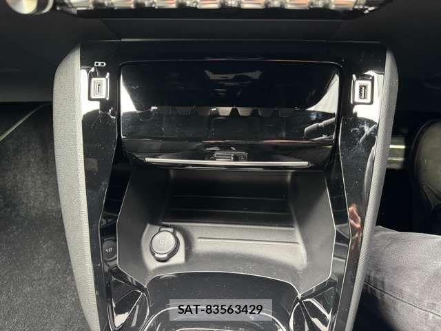 Peugeot 208 2023-03 7223451-18