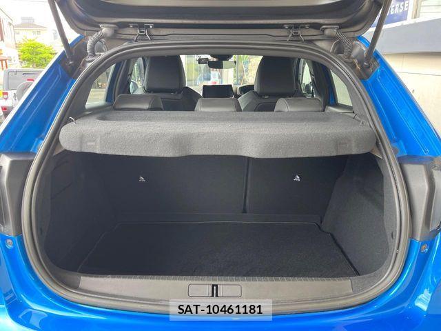 Peugeot 208 2022-06 7223452-12