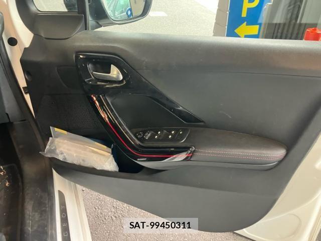 Peugeot 208 2019-06 7251896-13