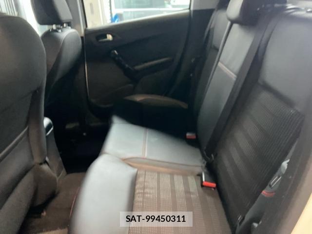 Peugeot 208 2019-06 7251896-23