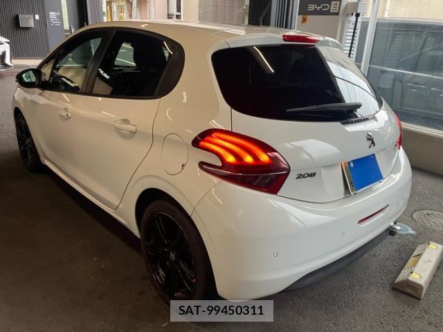 Peugeot 208 2019-06 7251896-4