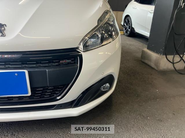 Peugeot 208 2019-06 7251896-5
