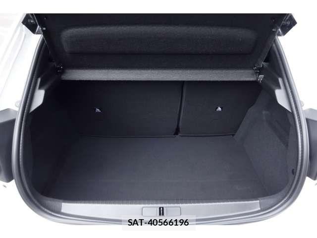 Peugeot 208 2021-07 7251891-13