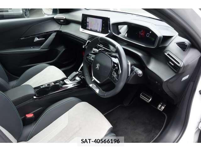 Peugeot 208 2021-07 7251891-3