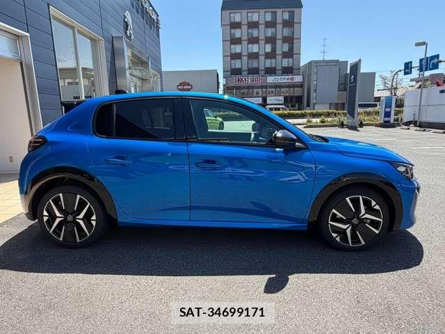 Peugeot 208 2025-11 7272676-13