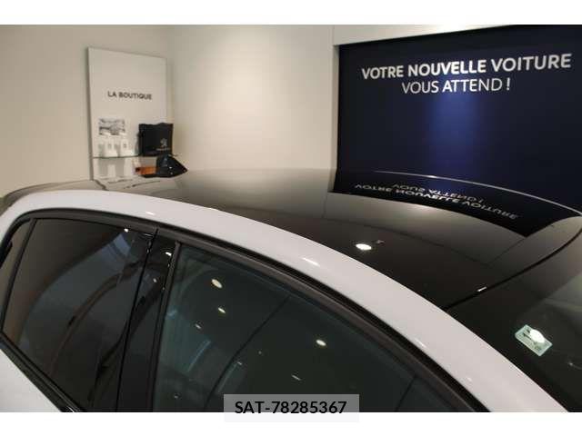 Peugeot 208 2025-11 7272678-17