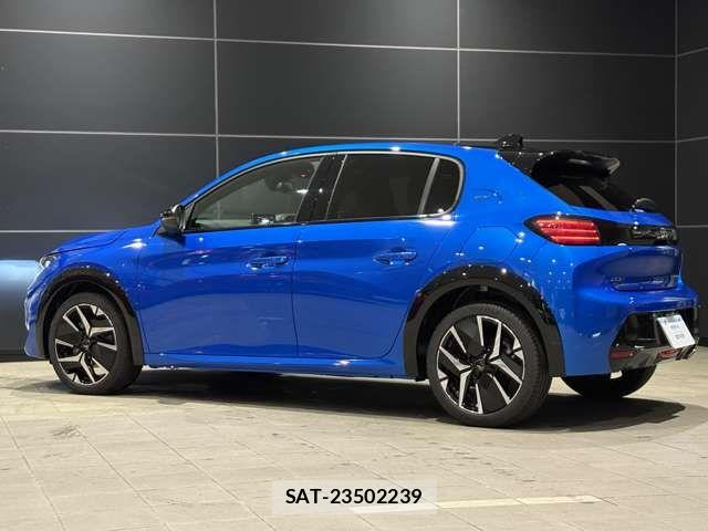 Peugeot 208 2025-11 7272680-2